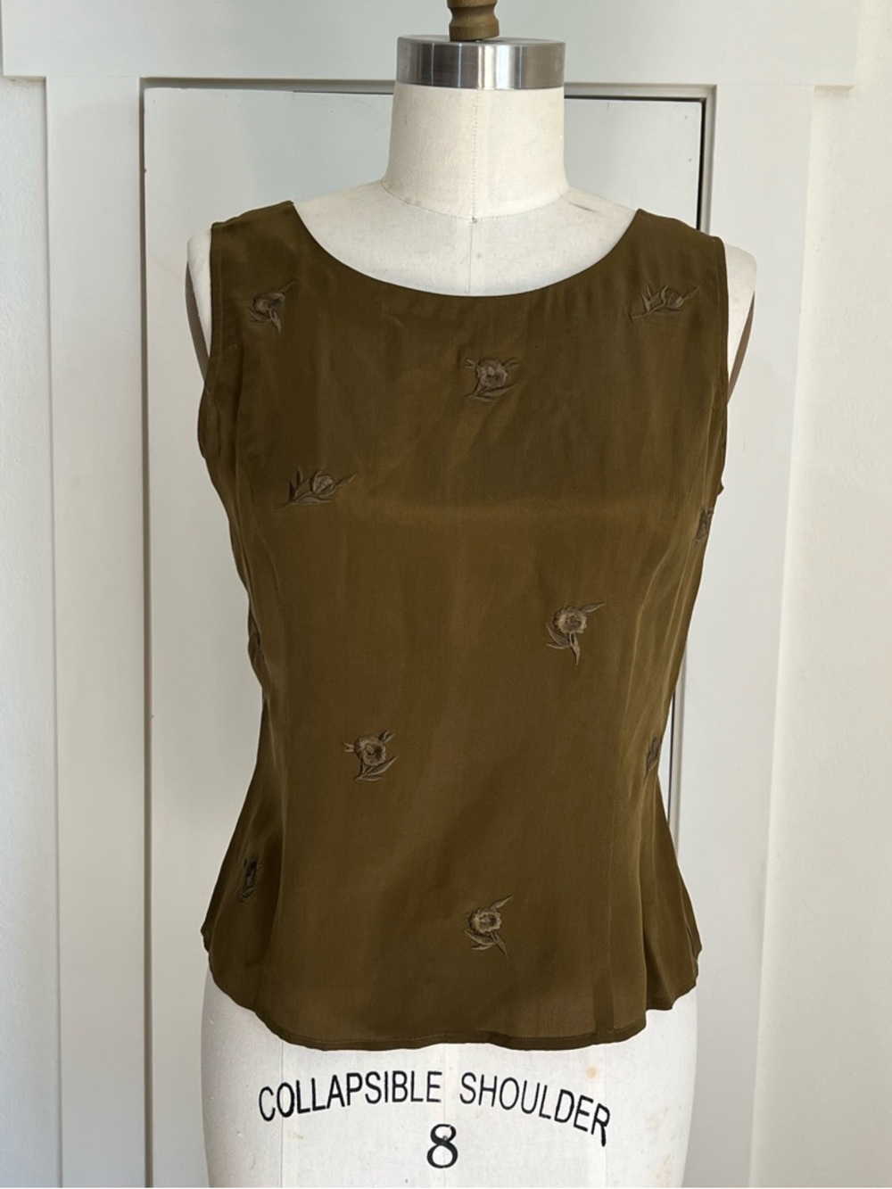 Romantic Olive Green Embroidered fitted Top, 90’s minimalist, silky top, 🔝